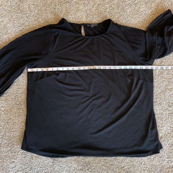 Adrianna Papell lightweight flowy round neck long sleeve blouse. Women's size 1X - Picture 8 of 9